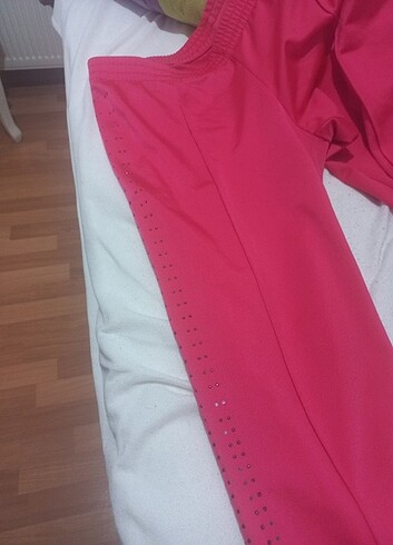 xl Beden pembe Renk Adidas marka orijinal eşofman altı 