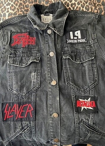 Pull and Bear metallica ceket patch ceket tasarım vintage 