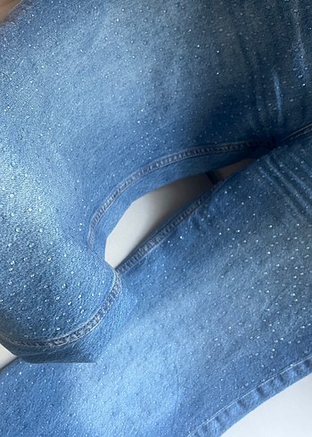 Stradivarius taşlı Jean