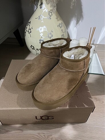 Ugg HAKİKİ DERİ UGG