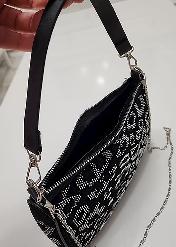 Zincir Detaylı Yılan Desenli Siyah Kadın Çanta - Görsel 5