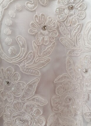 Kuyruklu özel tasarım gelinlik - Görsel 6