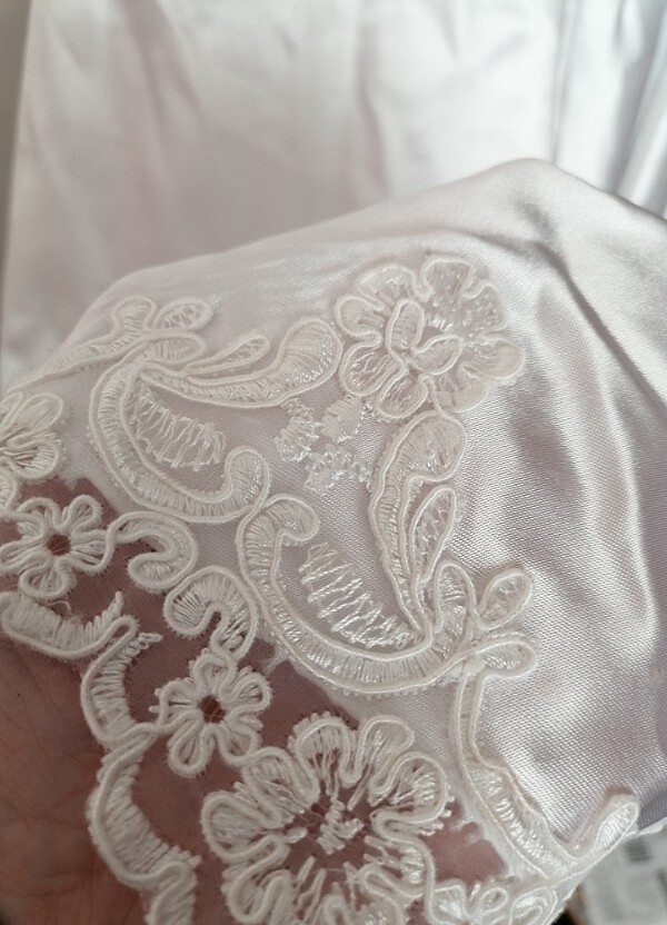 Kuyruklu özel tasarım gelinlik - Görsel 4