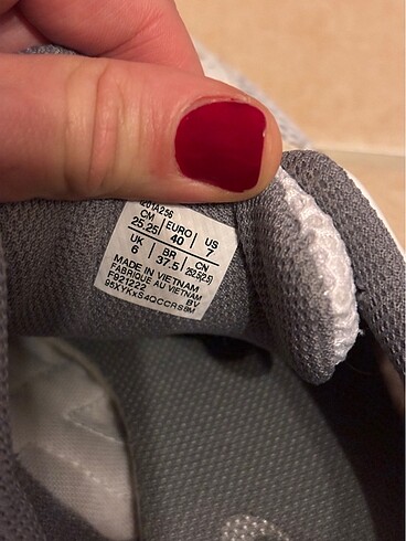 40 Beden beyaz Renk Asics sneakers
