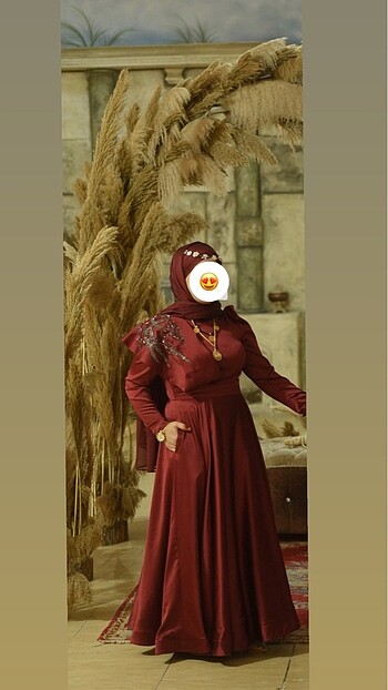 Tesettür abiye kırmızı