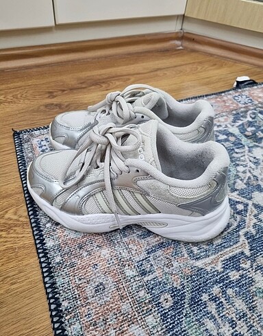 Orijinal Adidas ayakkabı