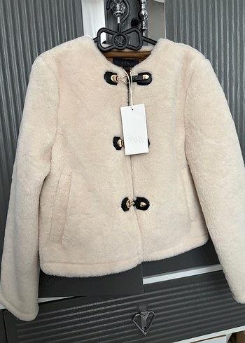 Zara süslü düğmeli ceket - Görsel 4