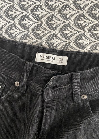 Pull and Bear PULL AND BEAR MOM JEAN
