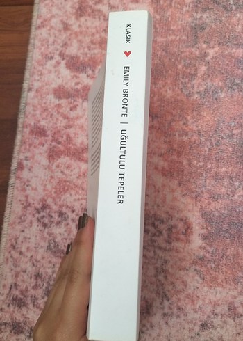 Uğultulu Tepeler - Emily Brontë - Görsel 3