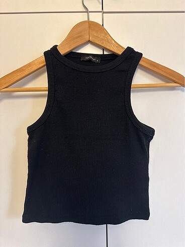 Trendyol & Milla Halter yaka fitilli crop