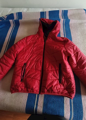 Kırmızı Kapüşonlu erkek Kış Montu - Görsel 4