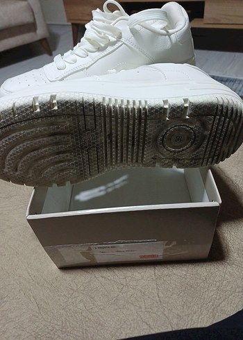 Beyaz kalın taban Kadın Spor Ayakkabı - Görsel 7