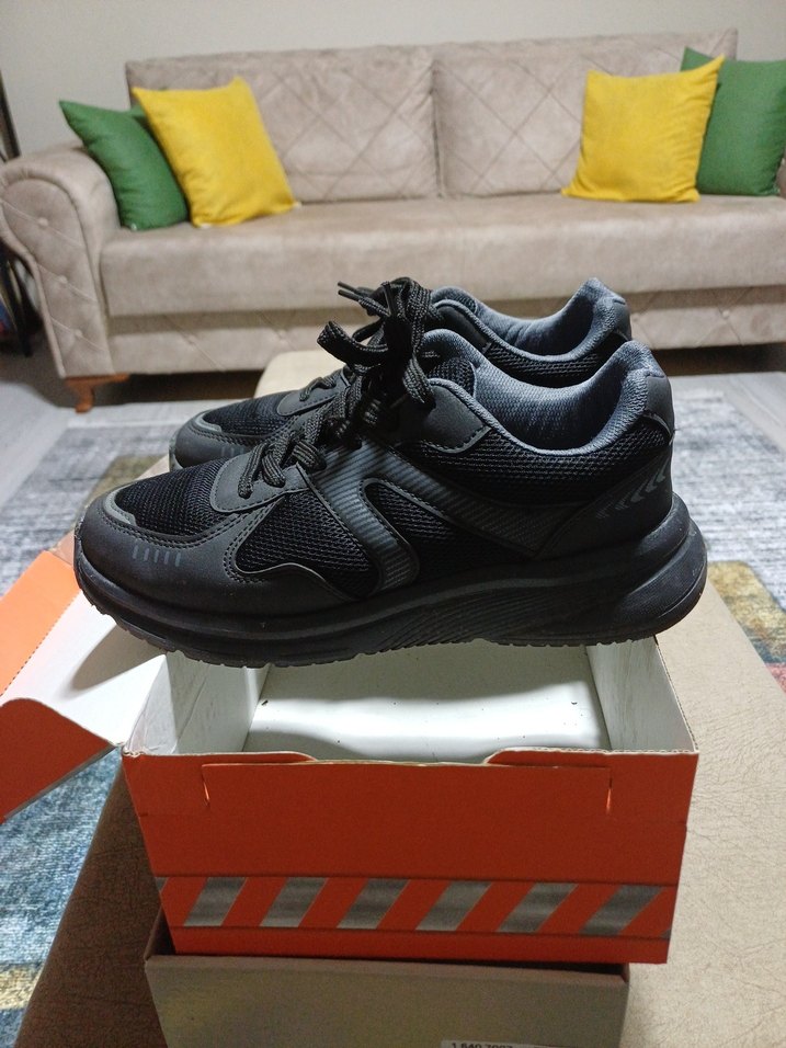 Siyah Spor Kadın Sneakers - Görsel 4