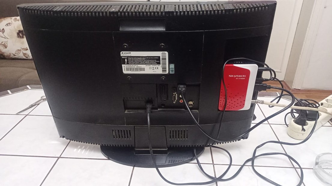 Arçelik Siyah 55 ekran(21inç) tv SURVIVO 90008 - Görsel 3