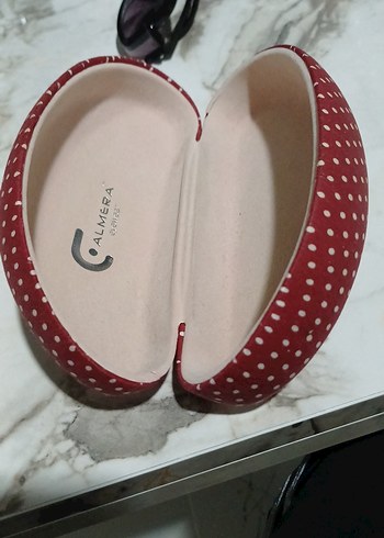 Kırmızı Puantiyeli bordo Kadın Gözlük Kutusu - Görsel 8