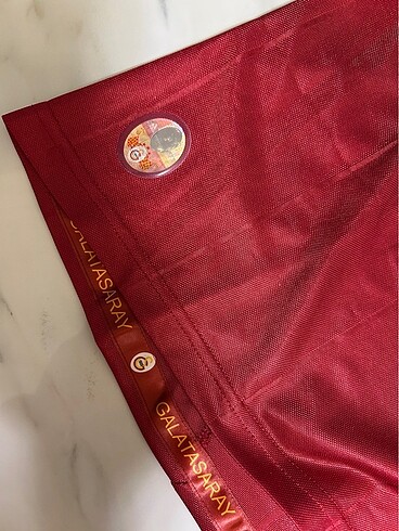 l Beden kırmızı Renk Galatasaray 2009-10 forma