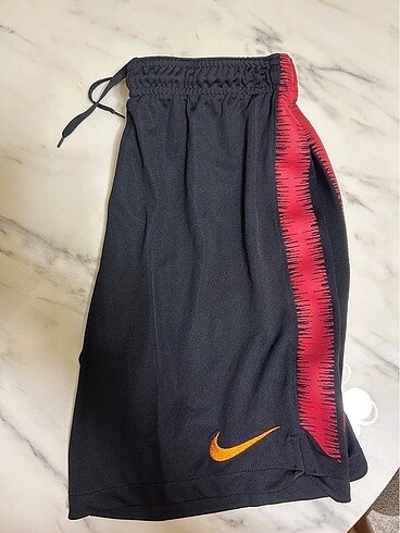 m Beden Galatasaray forma altı şort