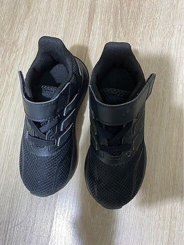 Adidas Çocuk spor ayakkabı