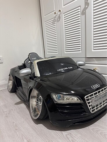 Diğer Audi akülü araba