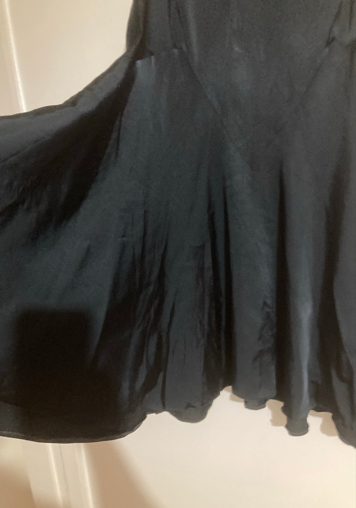 Siyah Uzun Drapeli Gotik Etek - Görsel 3