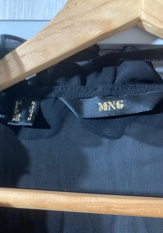 Siyah Kadın Fırfırlı Gotik Gömlek - Görsel 3