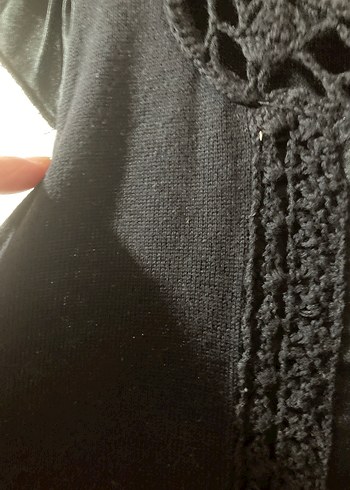 Dantel Detaylı Siyah V Yaka Kadın Bluz - Görsel 4