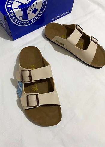 Birkenstock Bej Renkli Erkek Sandaletler Tokalı