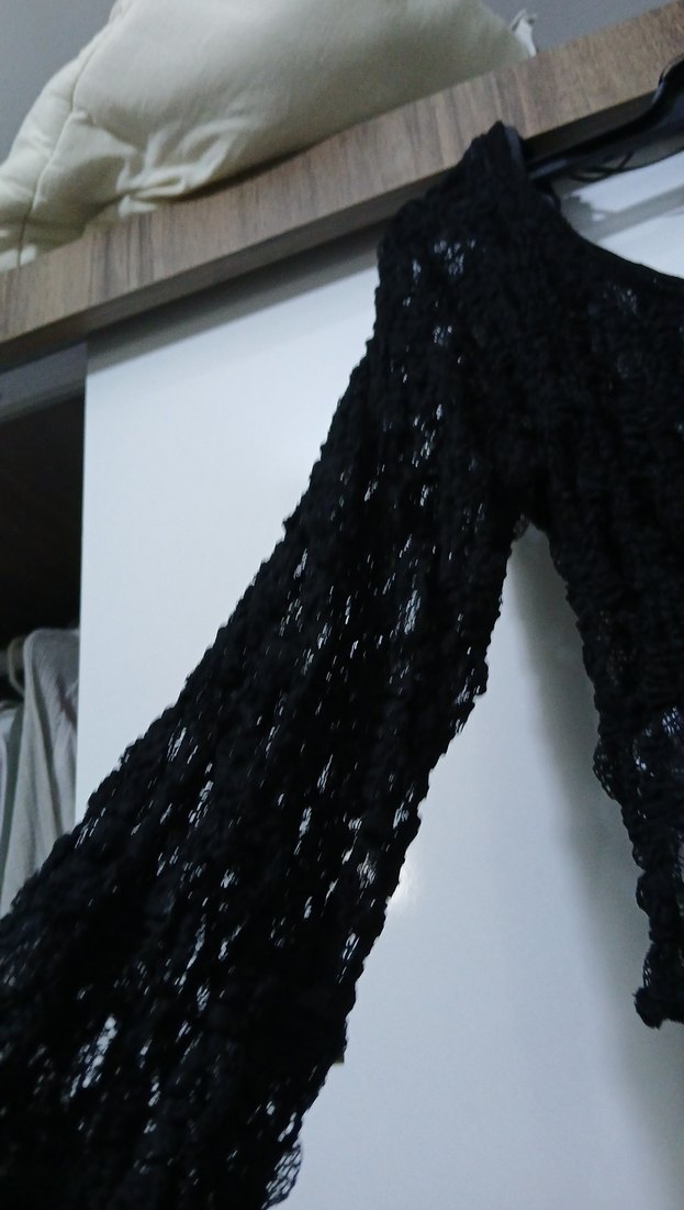 Siyah Dantel Detaylı Uzun Kollu Gotik Bluz - Görsel 3