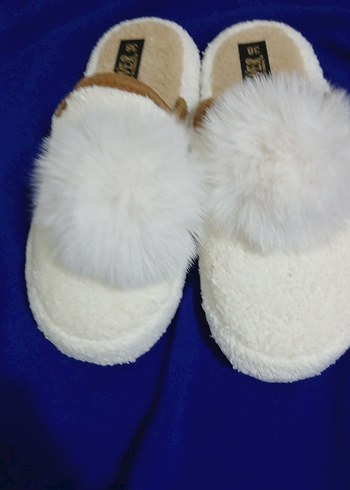 Beyaz Tüylü Kadın Ev Terliği ister günlük ister ceyizlik - Görsel 5