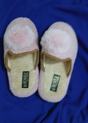 Pembe Kürklü Kadın Ev Terliği ister günlük ister ceyizlik - Görsel 2