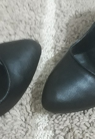 36 Beden siyah Renk 36 numara yumuşacık deri ayakkabı 