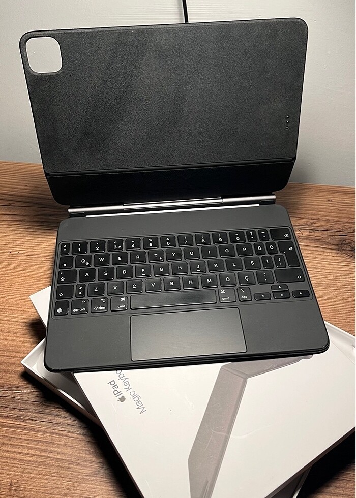 Apple Magic Keyboard 11 inç - Görsel 2