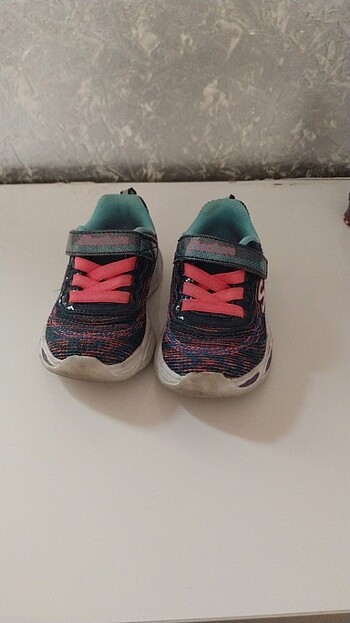 24 Beden 24 nm skechers marka