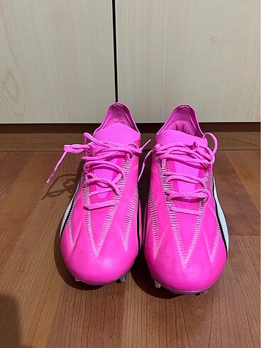 Puma Ultra Ultimate Vidalı Krampon