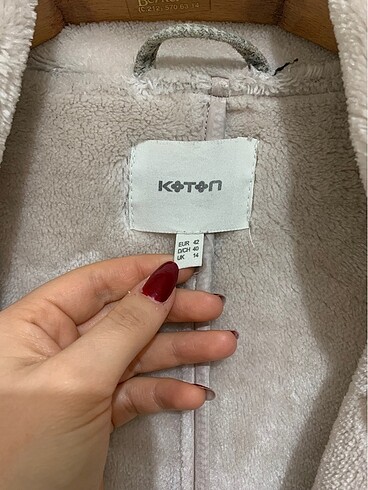 42 Beden Koton Ekoseli Peluş Ceket