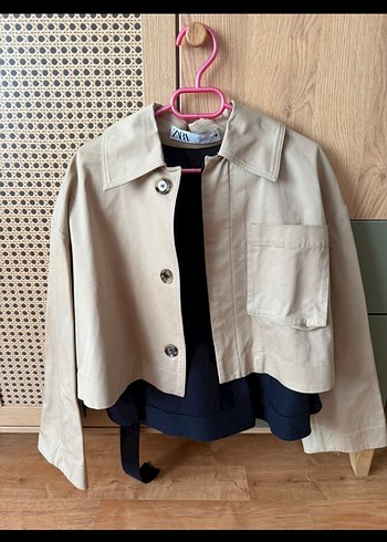 xs Beden ZARA KISA TRENCKOT