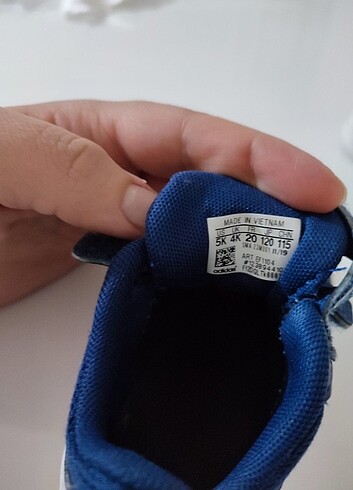 20 Beden Adidas ayakkabı