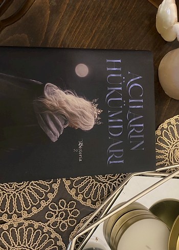 Varislerin Oyunu & Acıların Hükümdarı set Adora yağmur - Görsel 6