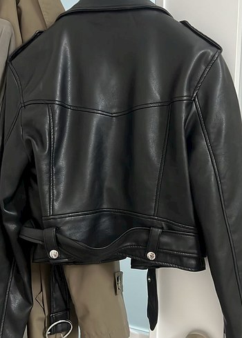 Bershka Kadın Siyah Deri Biker Ceket