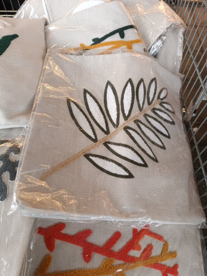 Nakışlı Kırlent Kılıfı, İkili fiyattır - Görsel 4