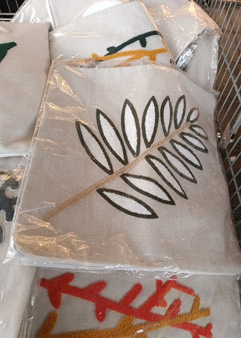 Nakışlı Kırlent Kılıfı - Görsel 2