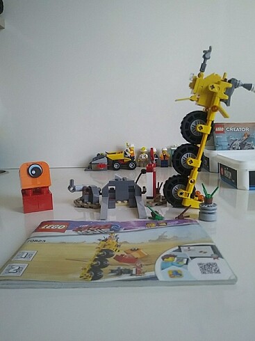 Lego Movie Emmetin Motosikleti 70823