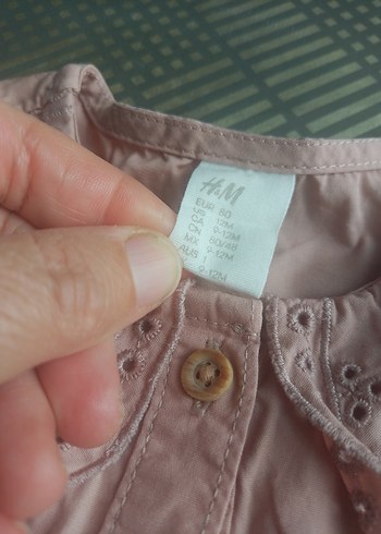 Kız Çocuk Pembe Düğmeli Keten Gömlek - Görsel 4