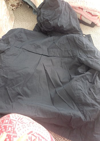 Erkek Çocuk Kapüşonlu Düğmeli Mont - Görsel 3