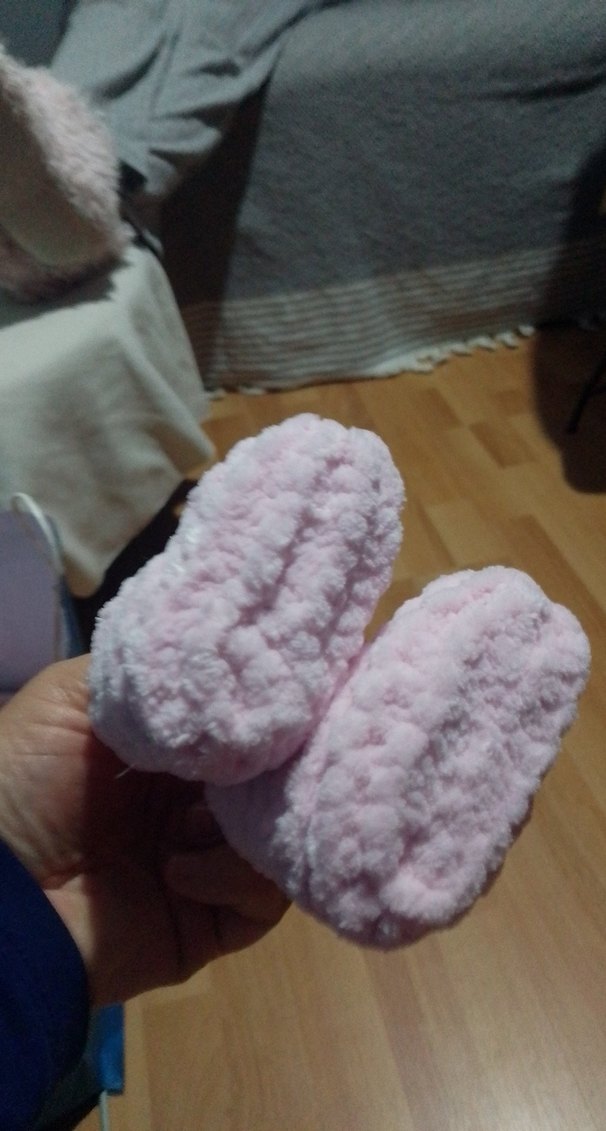 Pembe Nakışlı Kız Bebek Örgü Patik - Görsel 4