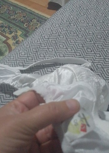 Nakış Detaylı Beyaz Vintage Sütyen 90 beden - Görsel 3