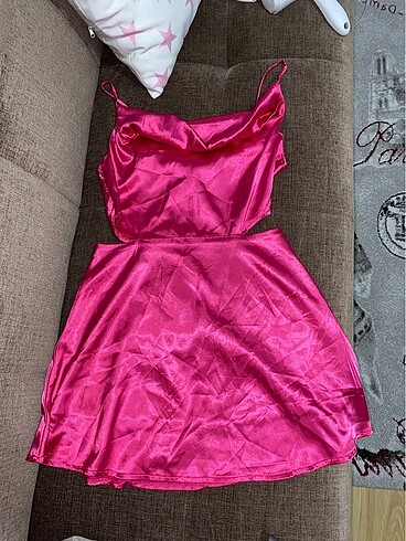 zara saten elbise