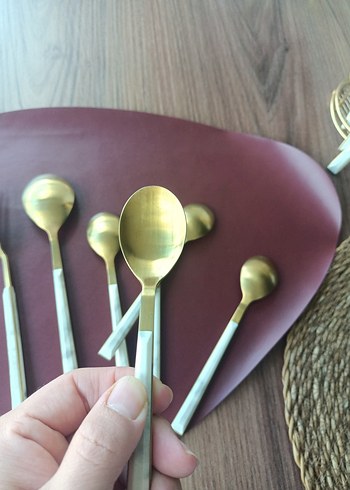 Beyaz Saplı Altın Renk Çatal Kaşık Bıçak Seti - Görsel 4