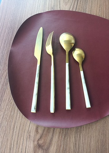 Beyaz Saplı Altın Renk Çatal Kaşık Bıçak Seti - Görsel 3