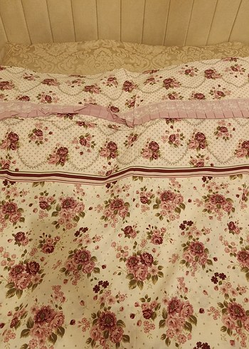 Bordo nakışlı pastel renkli nevresim takımı - Görsel 2